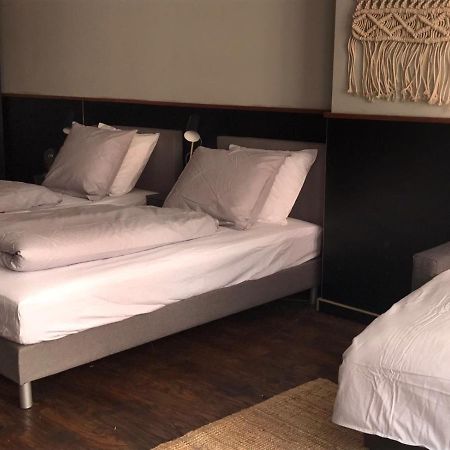 Amsterdam Red Light Bed & Breakfast Bagian luar foto
