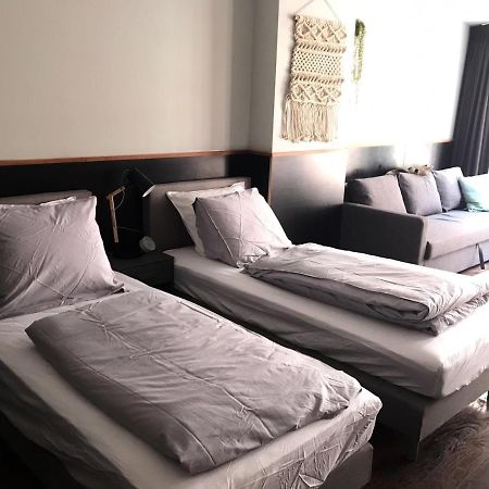 Amsterdam Red Light Bed & Breakfast Bagian luar foto