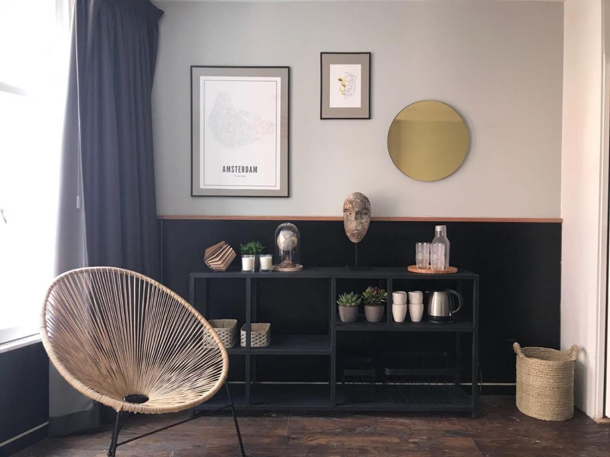 Amsterdam Red Light Bed & Breakfast Bagian luar foto