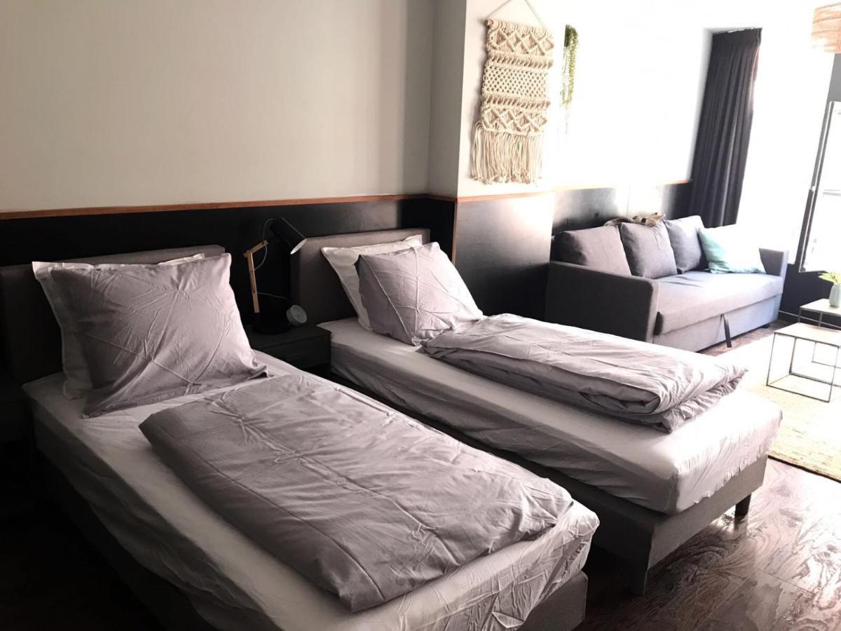 Amsterdam Red Light Bed & Breakfast Bagian luar foto